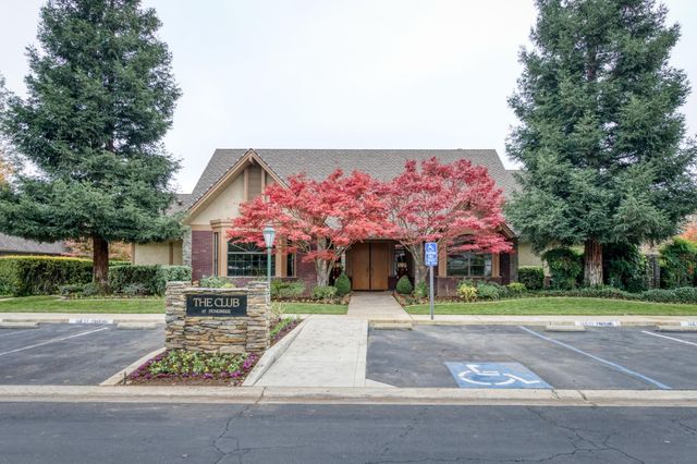 3014 W Brompton Lane, Fresno, CA 93711