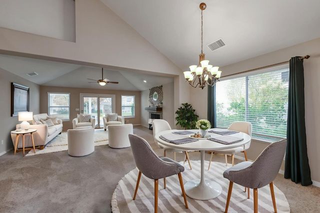 3014 W Brompton Lane, Fresno, CA 93711