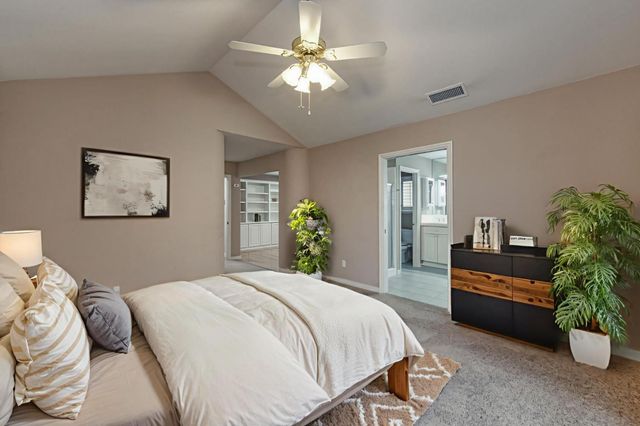 3014 W Brompton Lane, Fresno, CA 93711