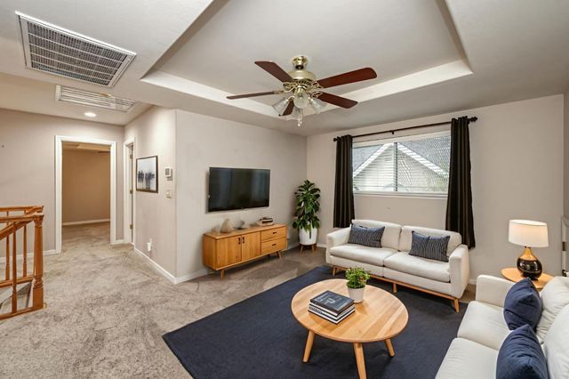 3014 W Brompton Lane, Fresno, CA 93711