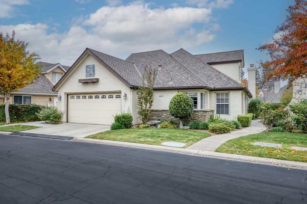 3014 W Brompton Lane, Fresno, CA 93711
