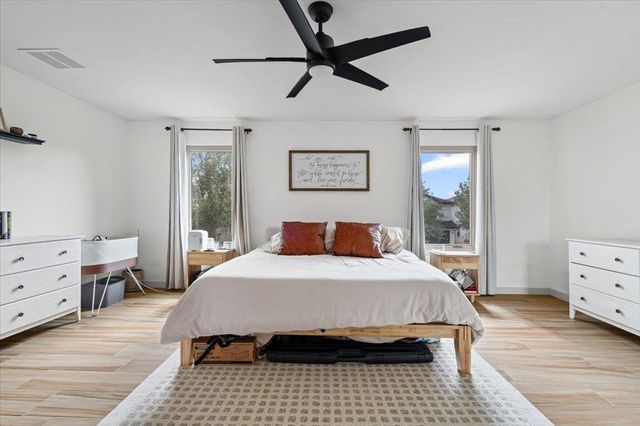 120 Hillhouse LN, Manchaca, TX 78652