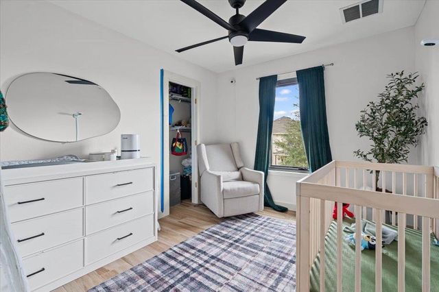 120 Hillhouse LN, Manchaca, TX 78652