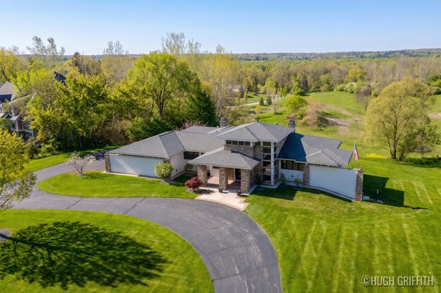 899 Skyevale Ne, Ada Twp, MI 49301