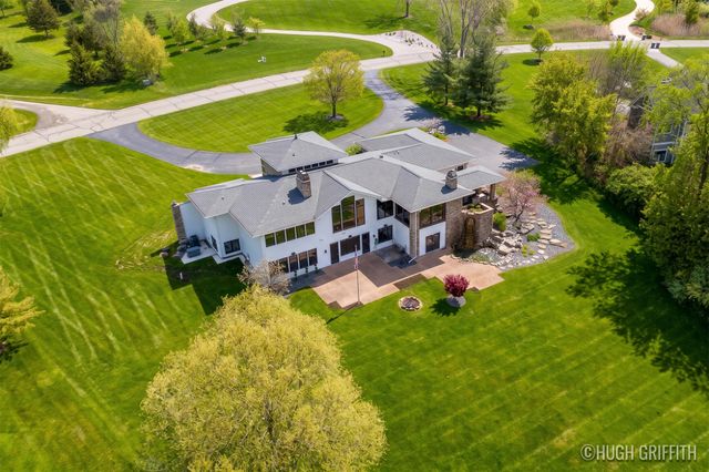 899 Skyevale Ne, Ada Twp, MI 49301