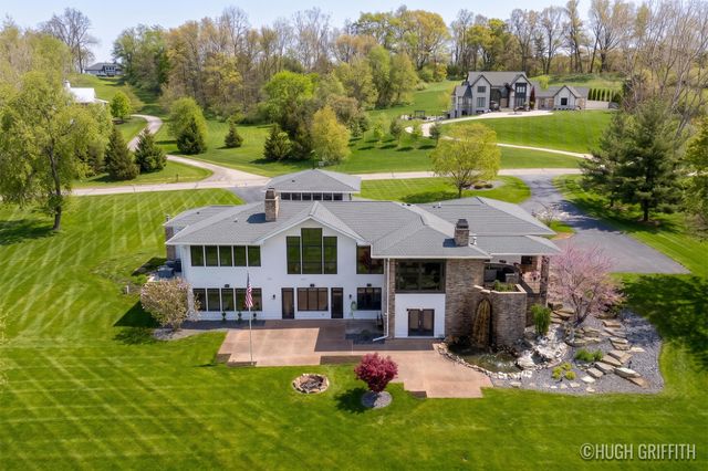 899 Skyevale Ne, Ada Twp, MI 49301