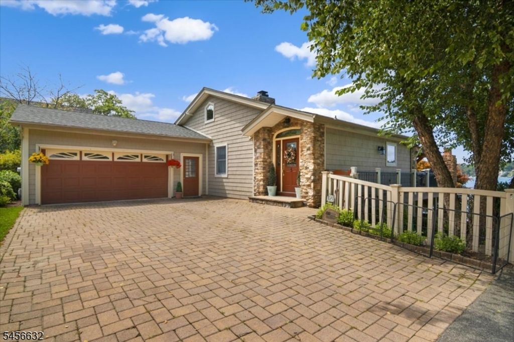 5 Lee Dr, Mount Arlington Boro, NJ 07856 — exterior