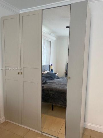 7270 SW 88th St B306, Miami, FL 33156