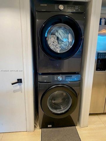 7270 SW 88th St B306, Miami, FL 33156