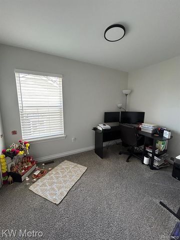 2323 E Maple Road, Troy, MI 48083