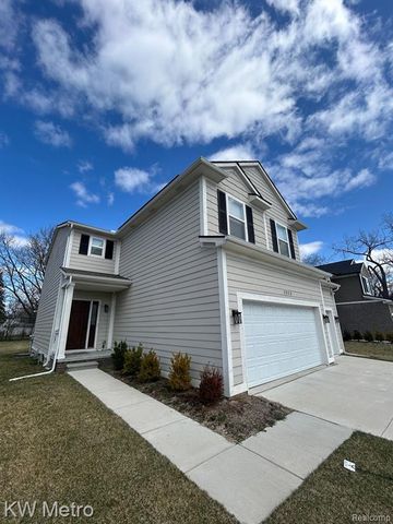 2323 E Maple Road, Troy, MI 48083