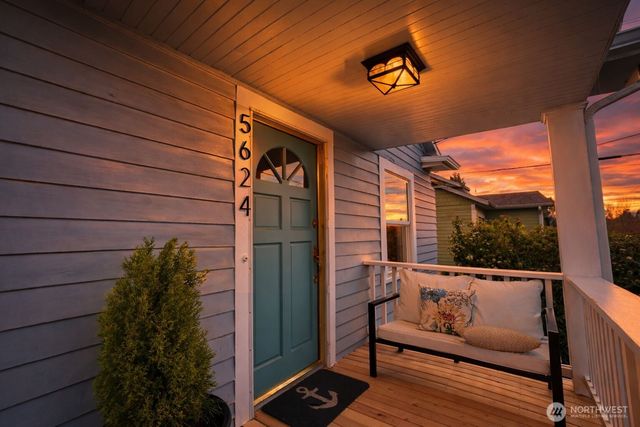 5624 7th Avenue NW, Seattle, WA 98107