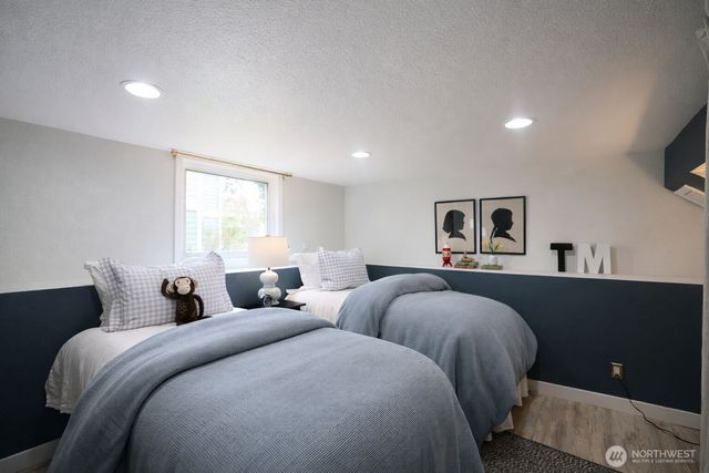 5624 7th Avenue NW, Seattle, WA 98107