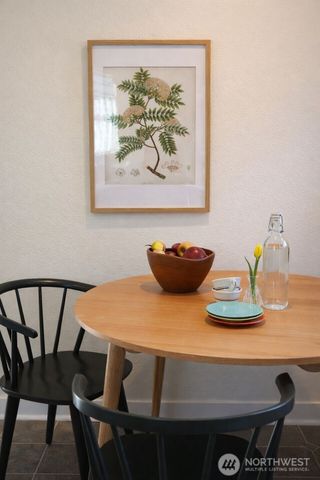 5624 7th Avenue NW, Seattle, WA 98107