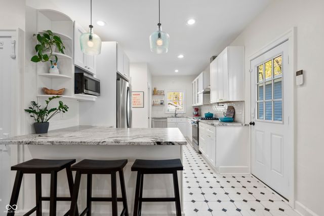 324 E 46th Street, Indianapolis, IN 46205