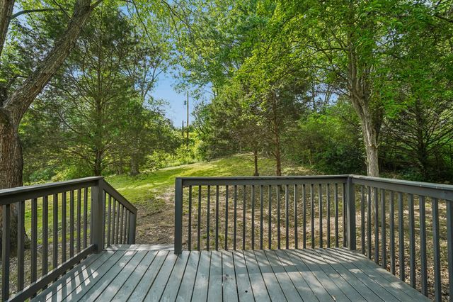 504 Kenney Dr, Clarksville, TN 37042