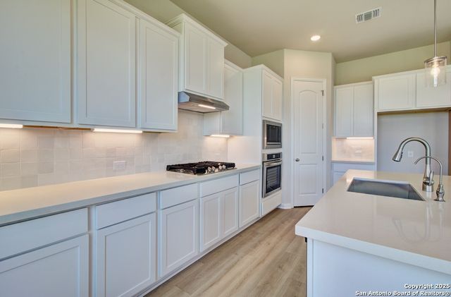 2592 Gideon Lane, New Braunfels, TX 78130