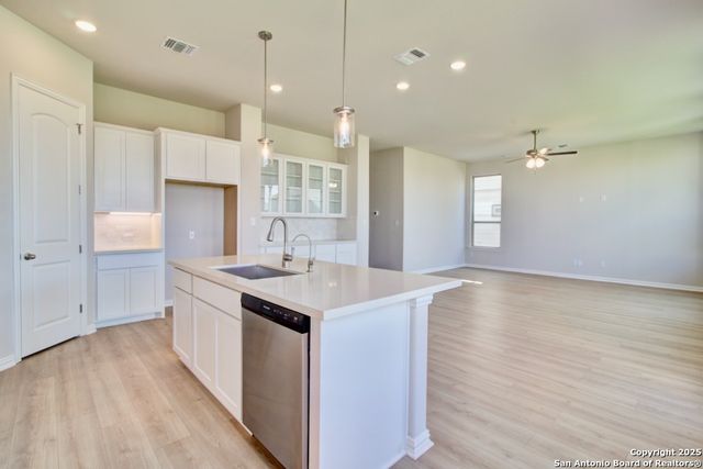 2592 Gideon Lane, New Braunfels, TX 78130