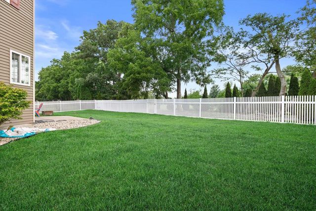 8126 Whitetail DRIVE, Mount Pleasant, WI 53406