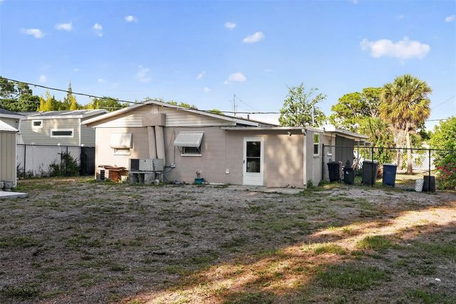 5511 3RD STREET W, Bradenton, FL 34207
