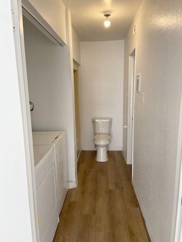 2822 S Bartell Drive 3, Houston, TX 77054