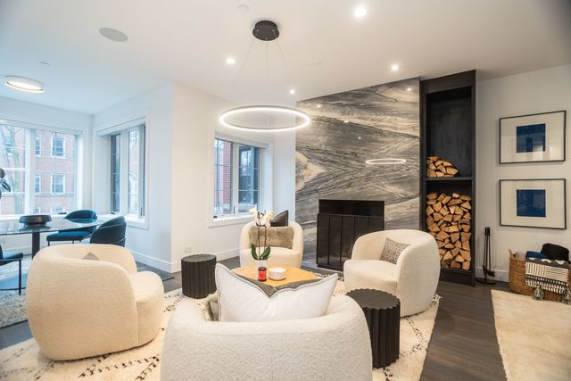 5643 N Glenwood Avenue, Chicago, IL 60660