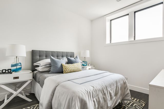 5643 N Glenwood Avenue, Chicago, IL 60660