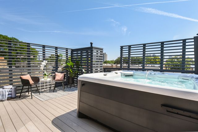 5643 N Glenwood Avenue, Chicago, IL 60660