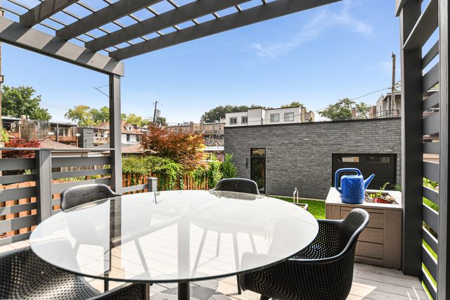 5643 N Glenwood Avenue, Chicago, IL 60660