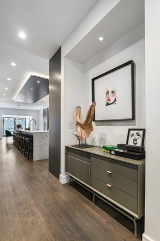 5643 N Glenwood Avenue, Chicago, IL 60660