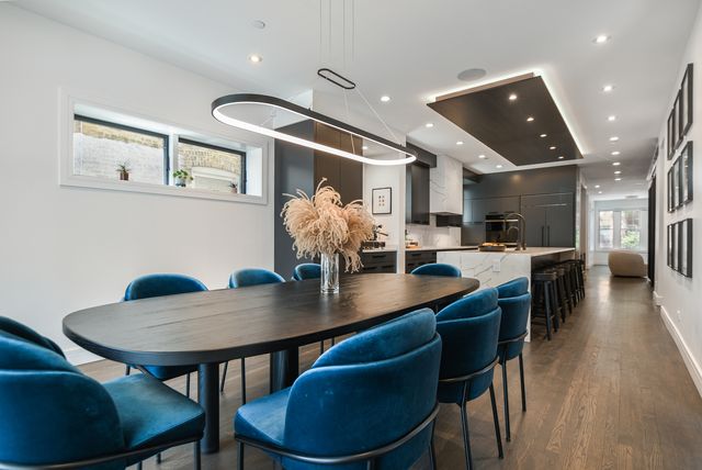 5643 N Glenwood Avenue, Chicago, IL 60660