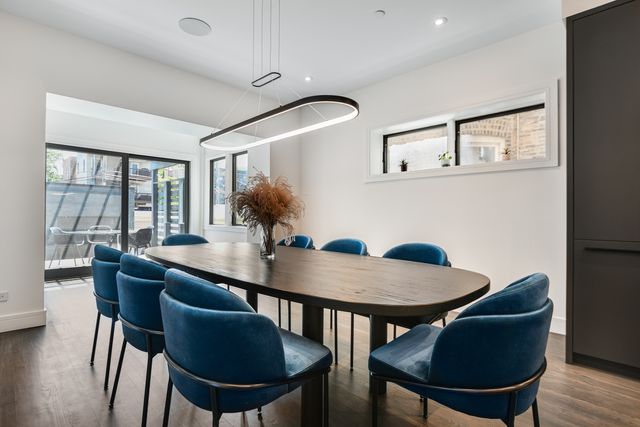 5643 N Glenwood Avenue, Chicago, IL 60660