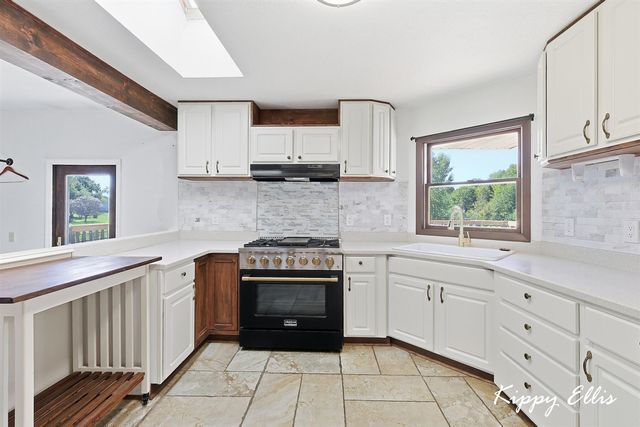 16064 Lincoln Street, Grand Haven, MI 49417