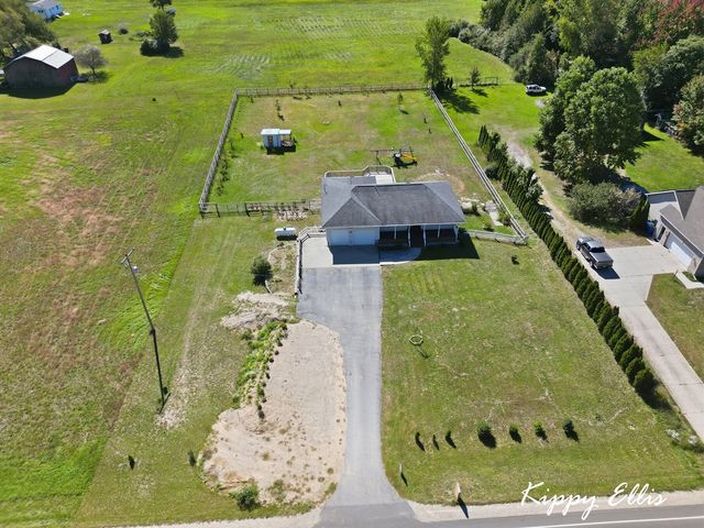 16064 Lincoln Street, Grand Haven, MI 49417