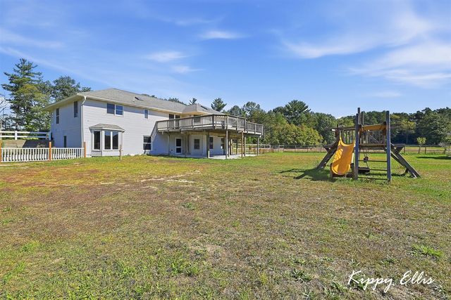 16064 Lincoln Street, Grand Haven, MI 49417