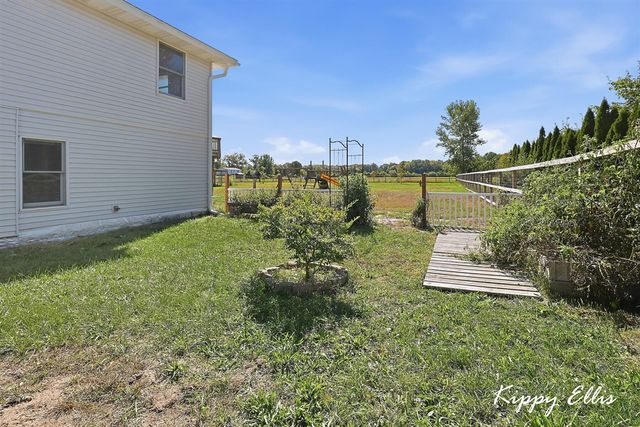 16064 Lincoln Street, Grand Haven, MI 49417