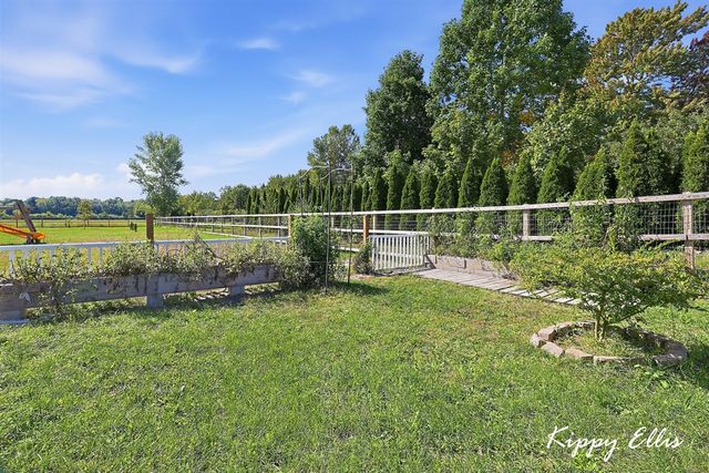 16064 Lincoln Street, Grand Haven, MI 49417