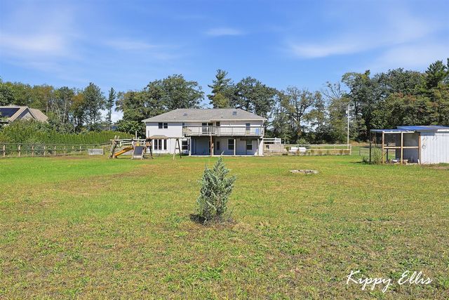 16064 Lincoln Street, Grand Haven, MI 49417