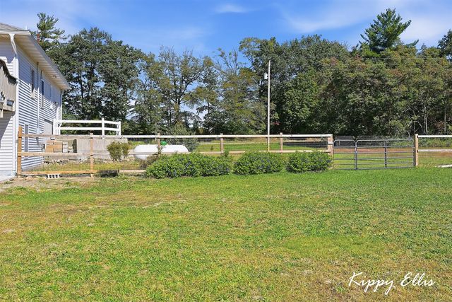 16064 Lincoln Street, Grand Haven, MI 49417