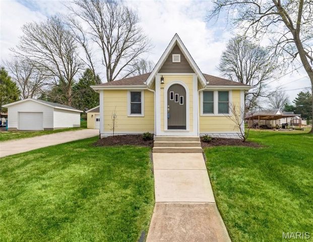 418 S Main Street, Shiloh, IL 62269