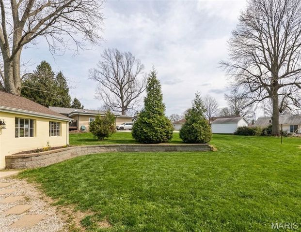 418 S Main Street, Shiloh, IL 62269