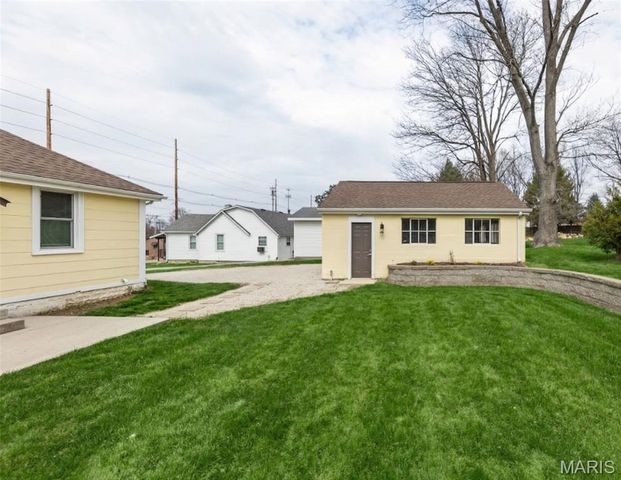 418 S Main Street, Shiloh, IL 62269