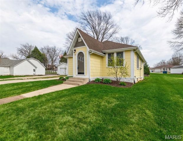 418 S Main Street, Shiloh, IL 62269