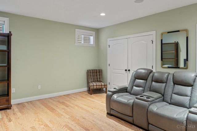 434 Stanley Avenue, Cincinnati, OH 45226