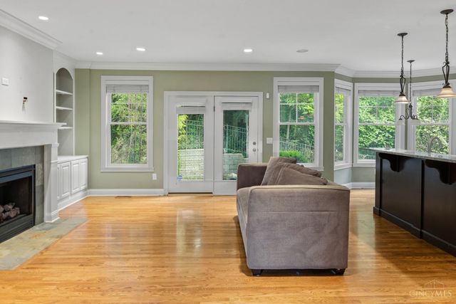 434 Stanley Avenue, Cincinnati, OH 45226