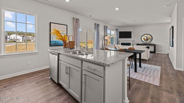 1026 Minnette Circle, New Bern, NC 28562