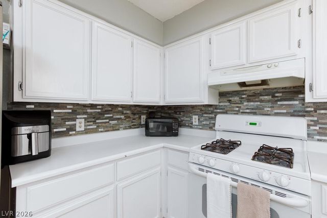 8009 Draco Circle 101, Las Vegas, NV 89128