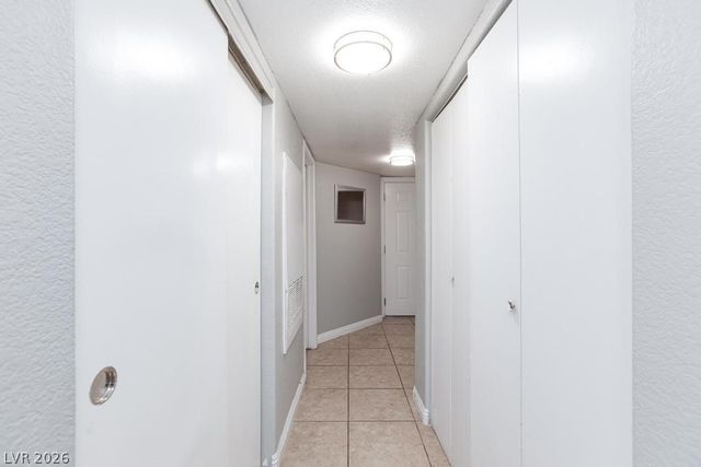 8009 Draco Circle 101, Las Vegas, NV 89128