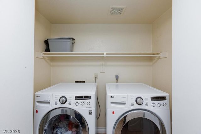 8009 Draco Circle 101, Las Vegas, NV 89128