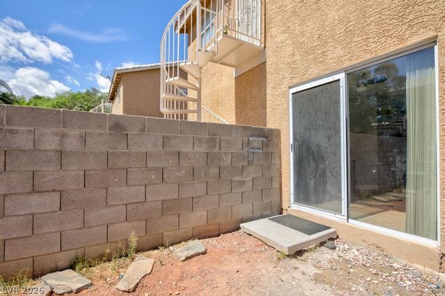 8009 Draco Circle 101, Las Vegas, NV 89128